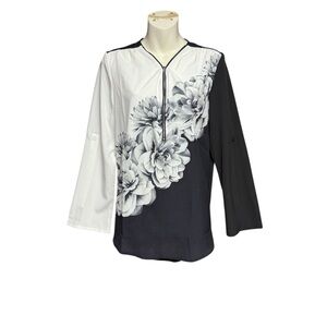 Floral Black and White Long Sleeve Top size small silver zipper front
